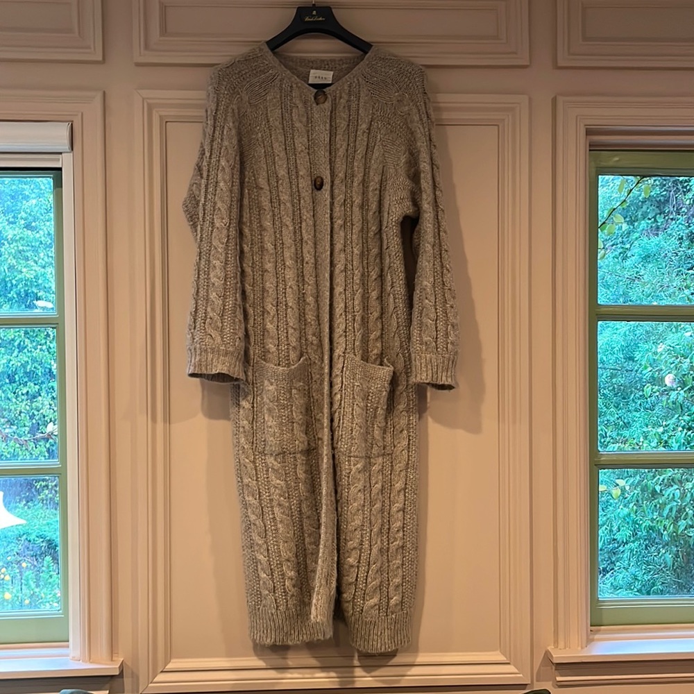 Doen, Oatmeal color, ankle length, large, knit sweater